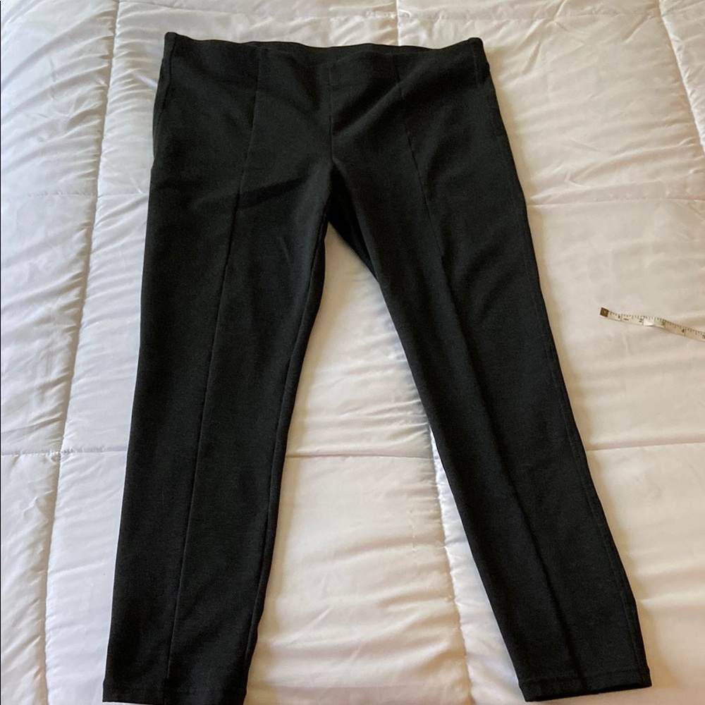 2for $20: Woman’s pull on dress pants 🩶